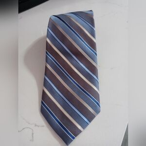 Richard Bennett Diagonal Striped Handcrafted 100% Silk Men's Necktie 61"/4"